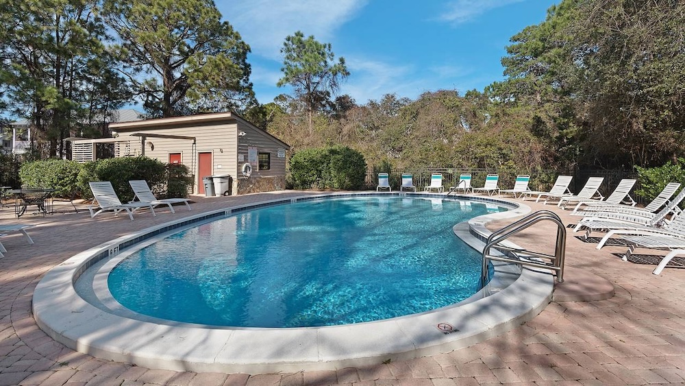 Cassine Gardens in Seagrove Beach