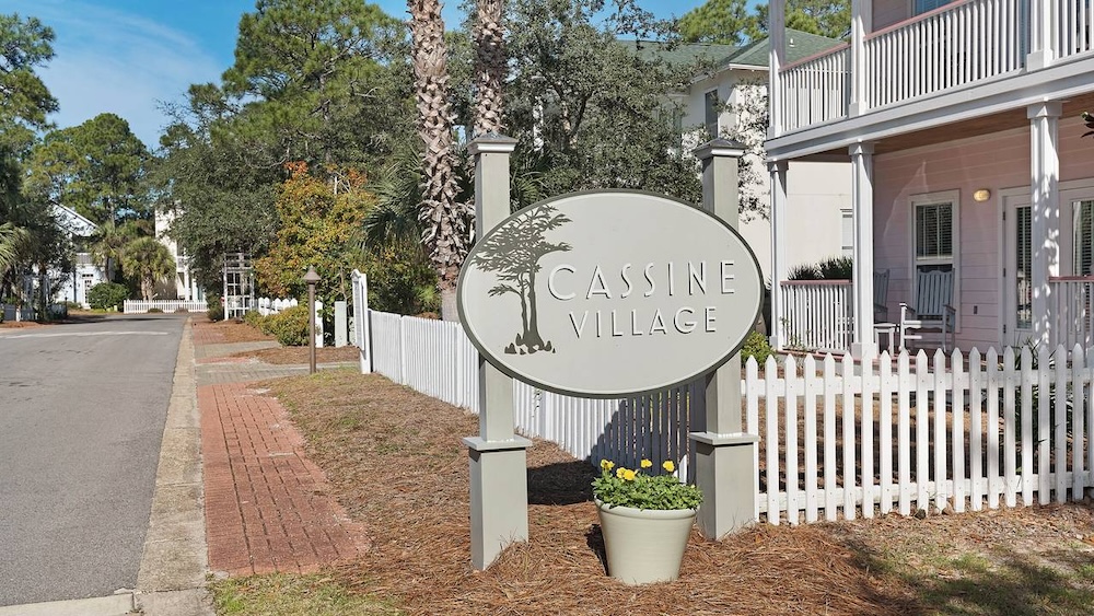 Cassine Village Vacation Rentals